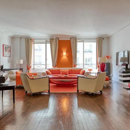 Proche Champs Elysee, Superbe Appartement. *