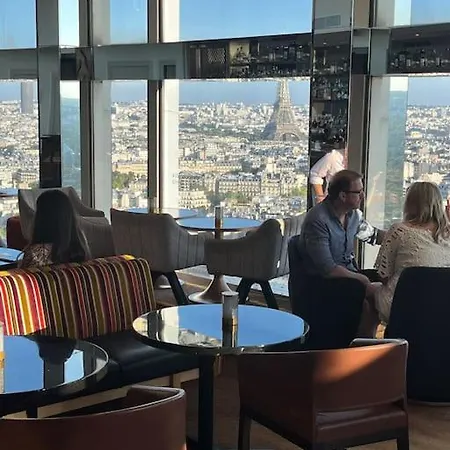 アパート Proche Champs Elysee, Superbe Appartement. *